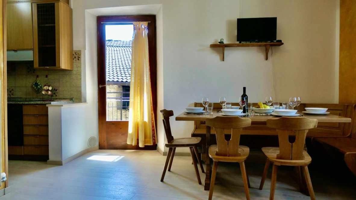 Casa Malpaga Tenna Ospitar Buitenkant foto