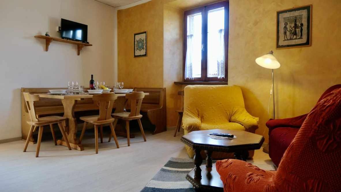 Casa Malpaga Tenna Ospitar Buitenkant foto